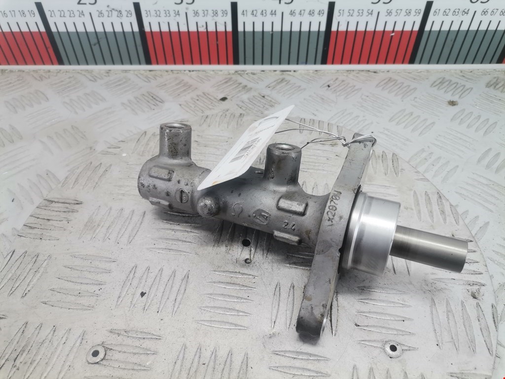 Цилиндр тормозной главный DACIA Sandero 2008-2012