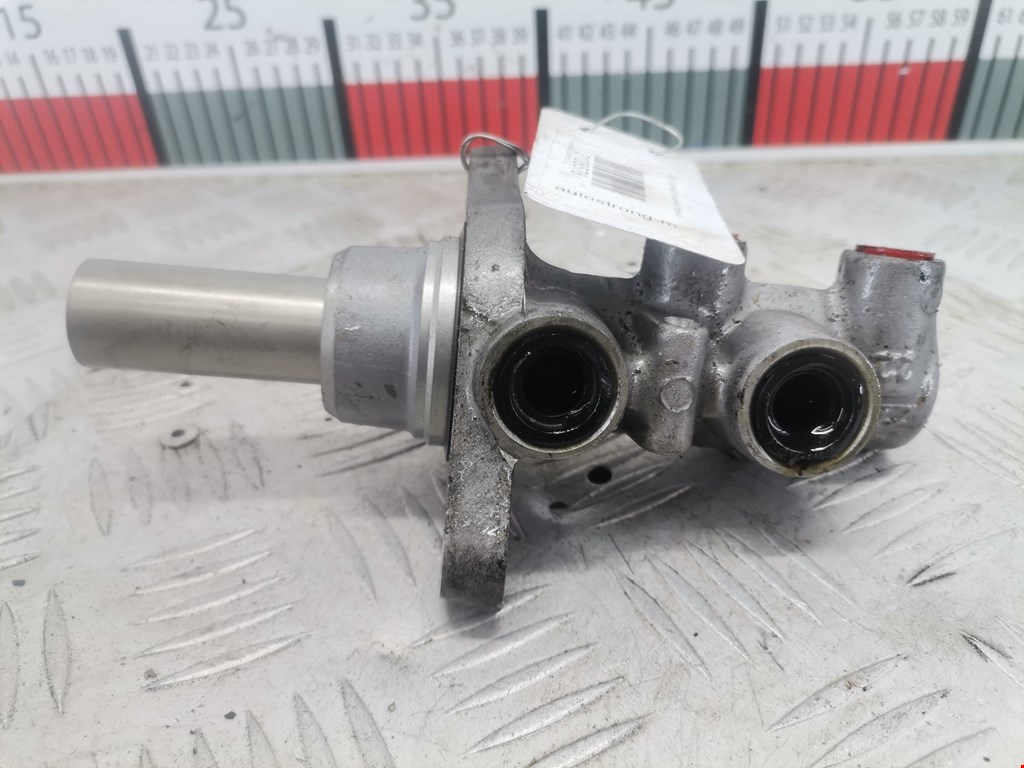 Цилиндр тормозной главный MITSUBISHI Outlander GF0W 2012-н.в.