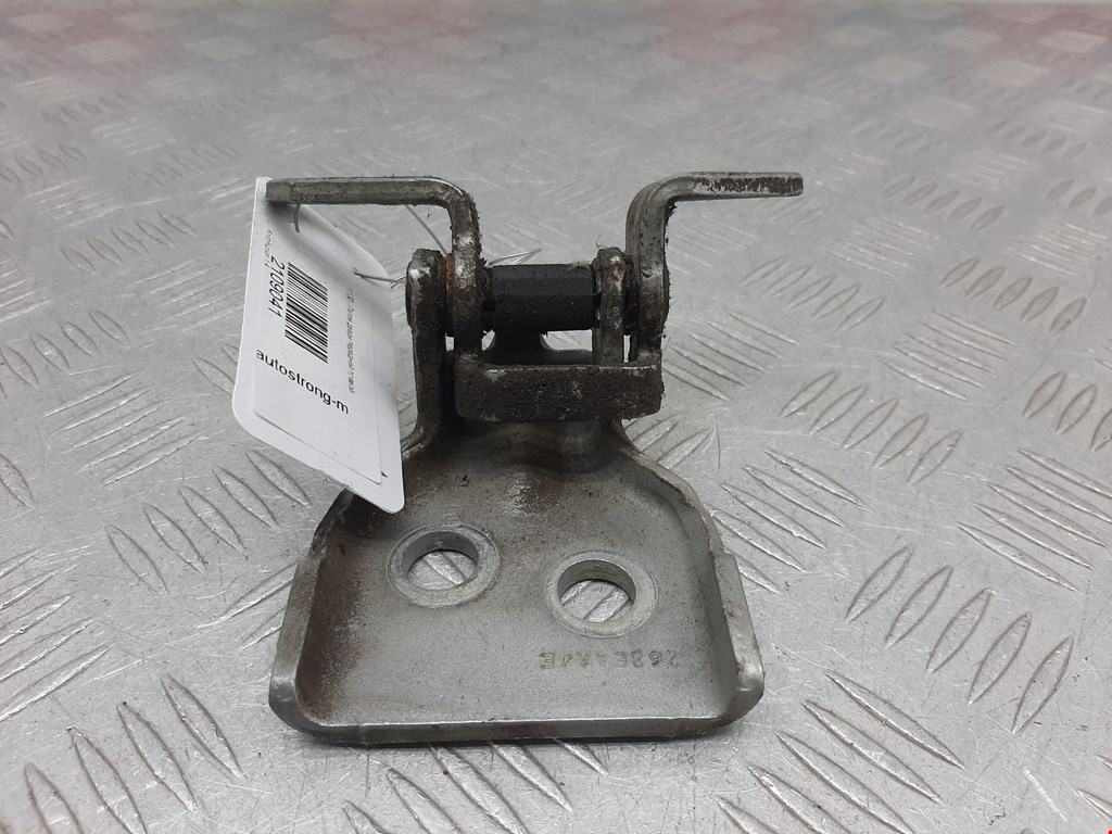 Петля двери передней правой Ford Fusion (2002-2012)