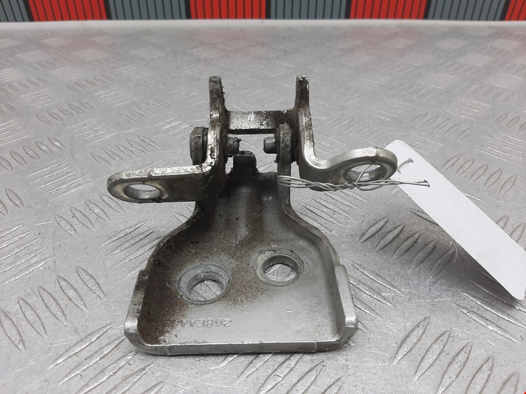 Петля двери передней правой Ford Fusion (2002-2012)