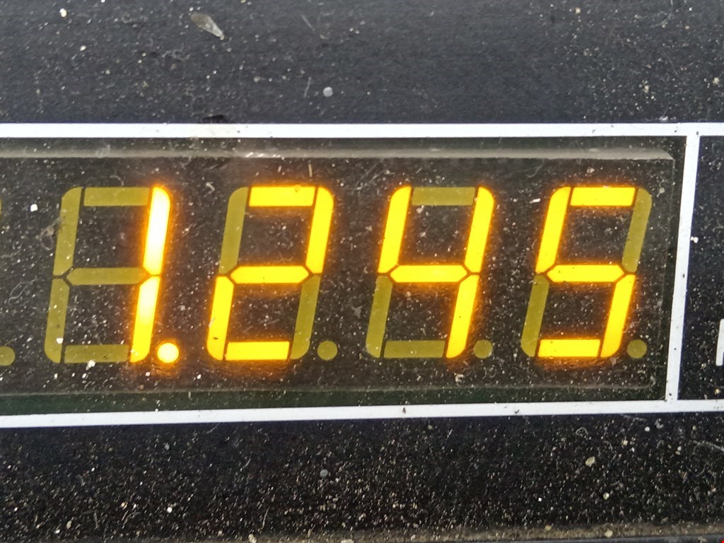 Стекло двери передней левой (форточка) PEUGEOT 307 2001-2008