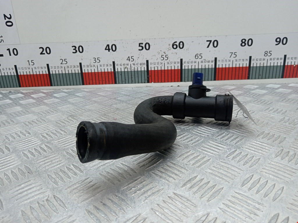 Патрубок AUDI A6 C5 1997-2004