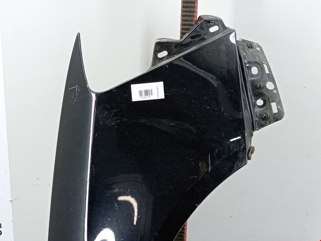 Крыло переднее правое VOLKSWAGEN Passat B6 2005-2011