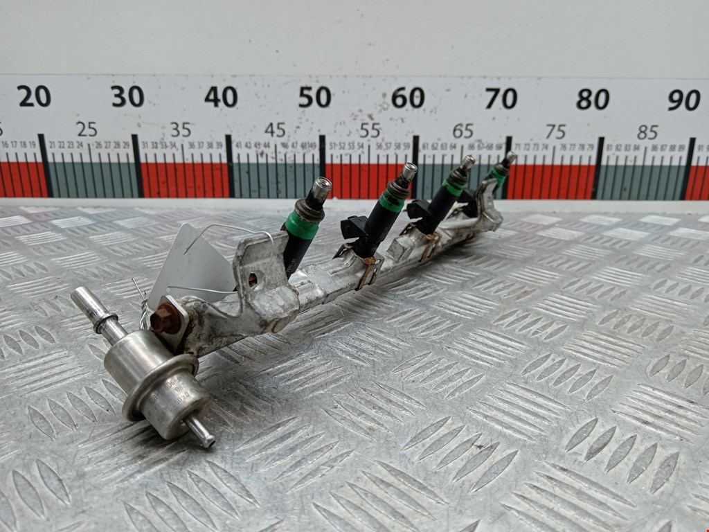 Рампа топливная (рейка) FORD Fusion 2002-2012