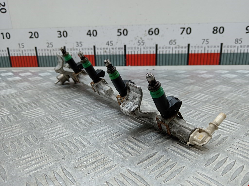 Рампа топливная (рейка) FORD Fusion 2002-2012