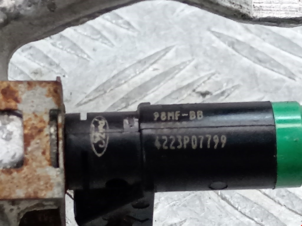 Рампа топливная (рейка) FORD Fusion 2002-2012