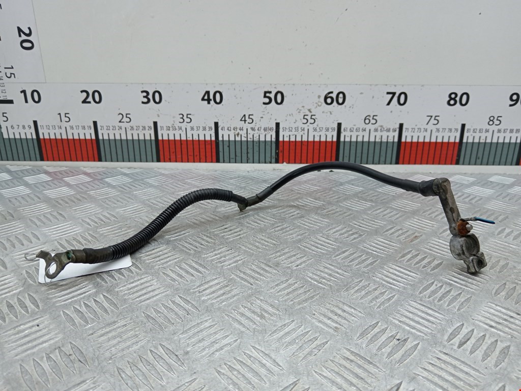 Клемма аккумулятора (минус) - FORD Fusion 2002-2012