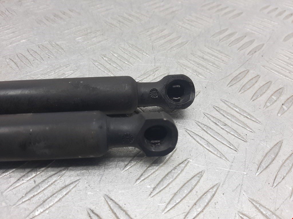 Амортизатор капота левый=правый MERCEDES-BENZ Citan 2012-2021