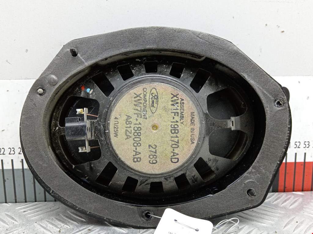 Динамик LINCOLN Town Car III 1997-2011