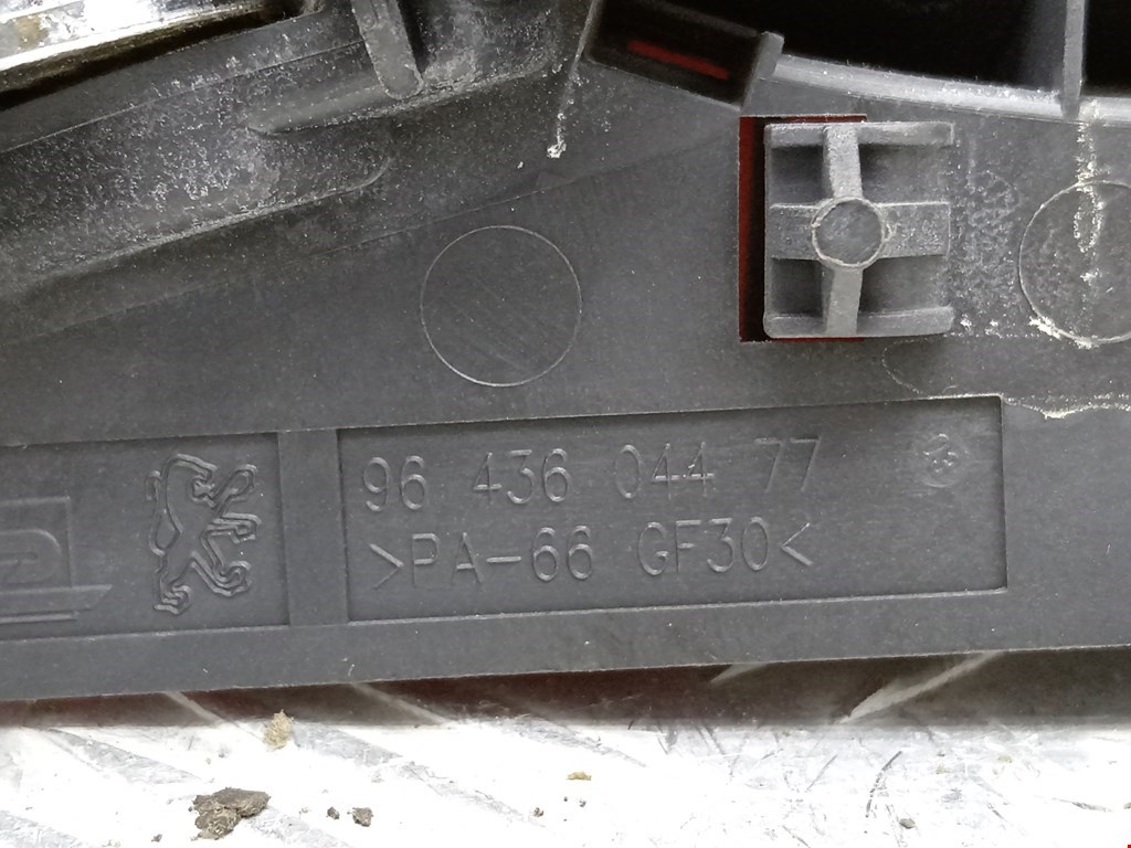 Ручка дверная передняя внутренняя правая PEUGEOT 307 2001-2008