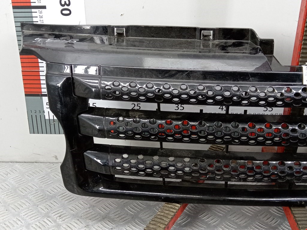 Решетка радиатора LAND ROVER Range Rover Sport 2005-2013