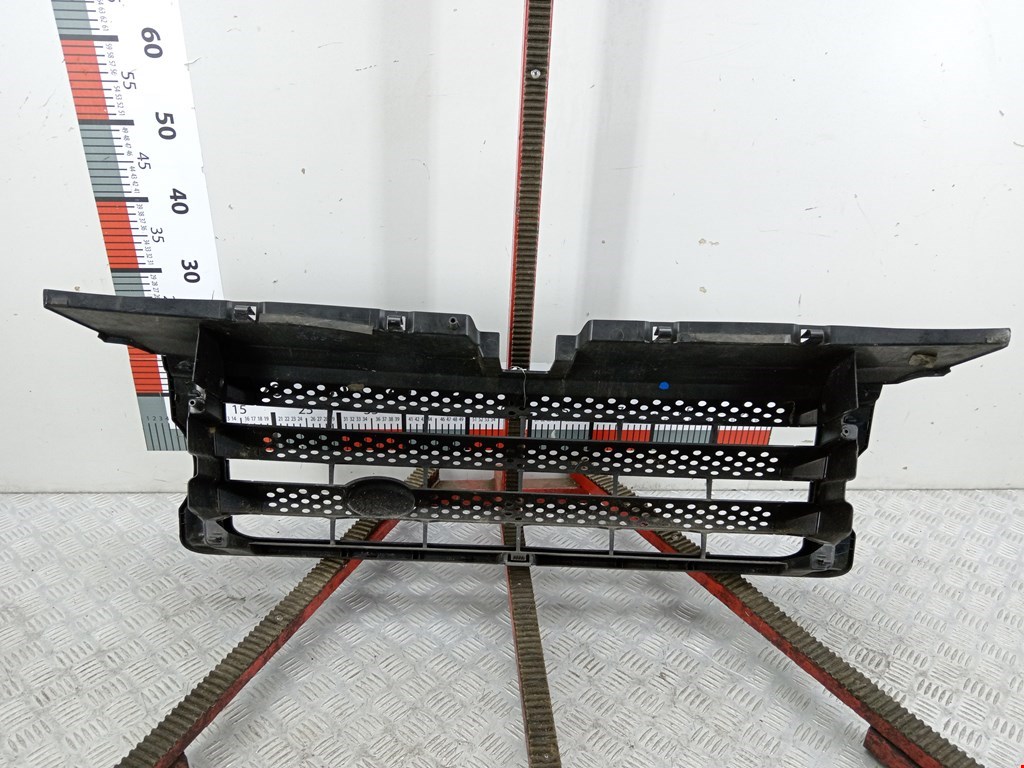Решетка радиатора LAND ROVER Range Rover Sport 2005-2013