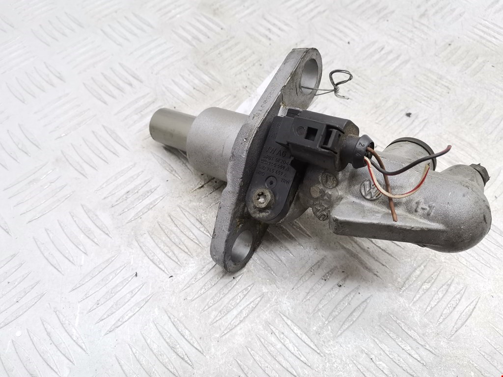 Цилиндр тормозной главный VOLKSWAGEN Passat B7 2011-2015