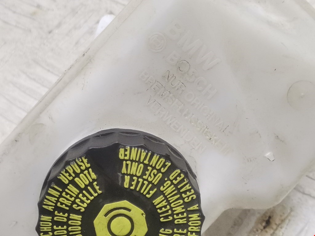 Бачок главного тормозного цилиндра MINI Clubman Estate F54 2016-н.в.