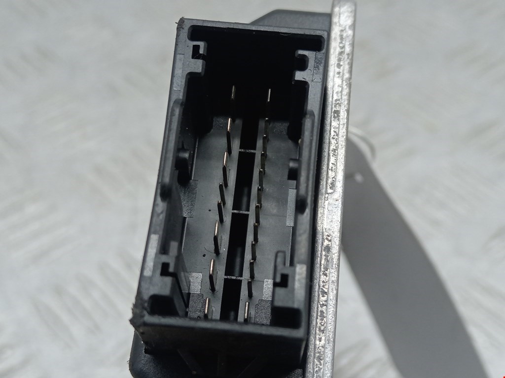 Блок управления электроусилителем BMW 7er 7 серия E65/E66 2001-2008