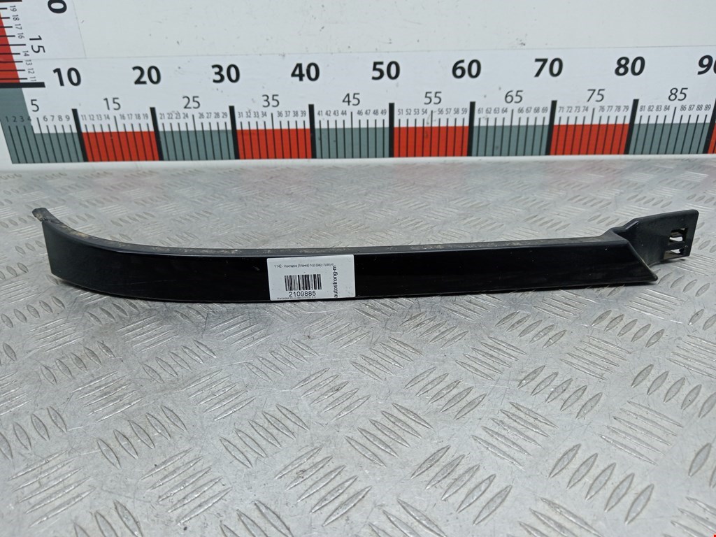 Накладка (планка) под фару правая Mercedes ML-Class (W163) (1997-2005)