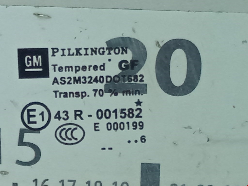 Стекло двери переднее правое OPEL Astra H/Family 2004-2015