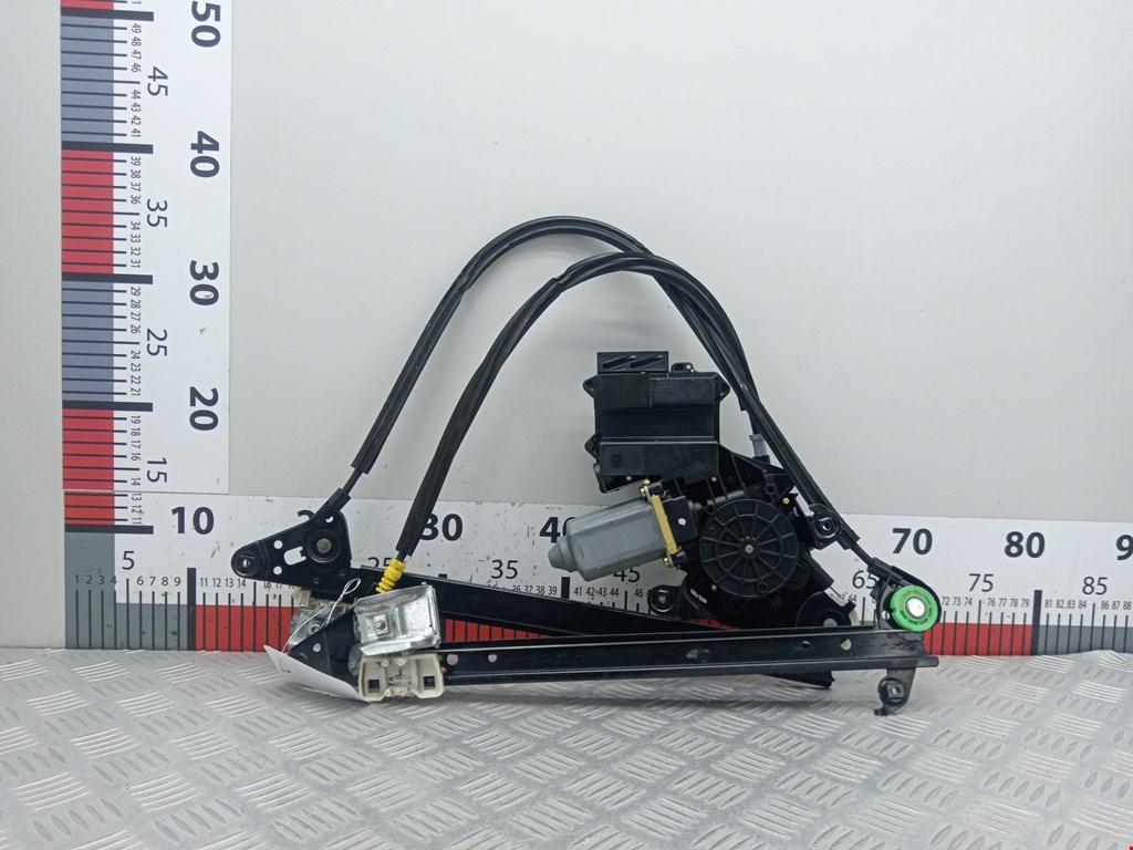 Стеклоподъемник задний левый SEAT Alhambra 1996-2010