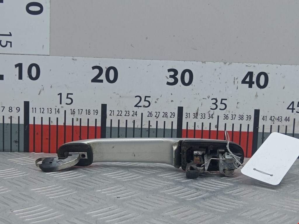 Ручка двери задней наружная левая SEAT Alhambra 1996-2010