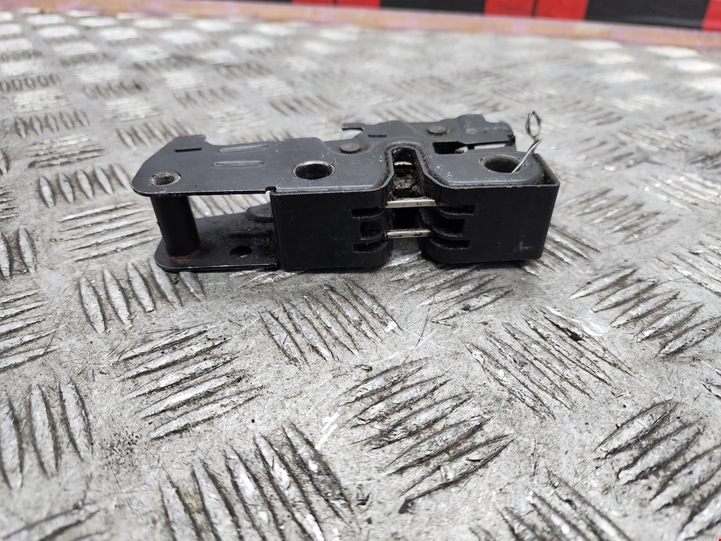 Замок капота SKODA Octavia A5 1Z- 2004-2013