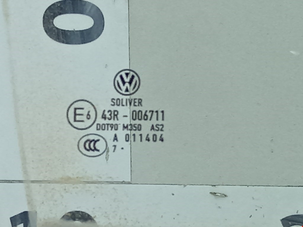 Стекло двери заднее правое VOLKSWAGEN Passat B6 2005-2011