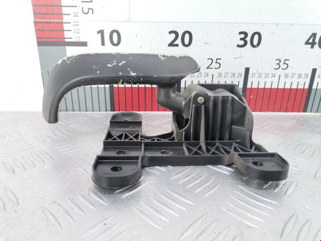 Ручка дверная передняя внутренняя правая NISSAN Armada 2003-2016