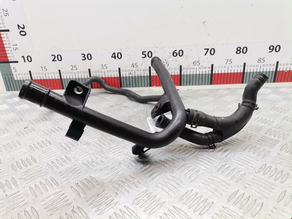 Патрубок VOLKSWAGEN Passat B6 2005-2011