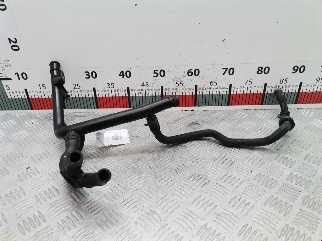 Патрубок VOLKSWAGEN Passat B6 2005-2011