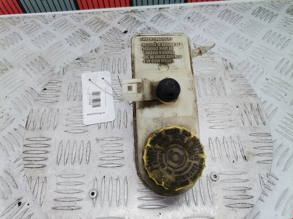 Бачок главного тормозного цилиндра VOLKSWAGEN Lupo 1999-2005