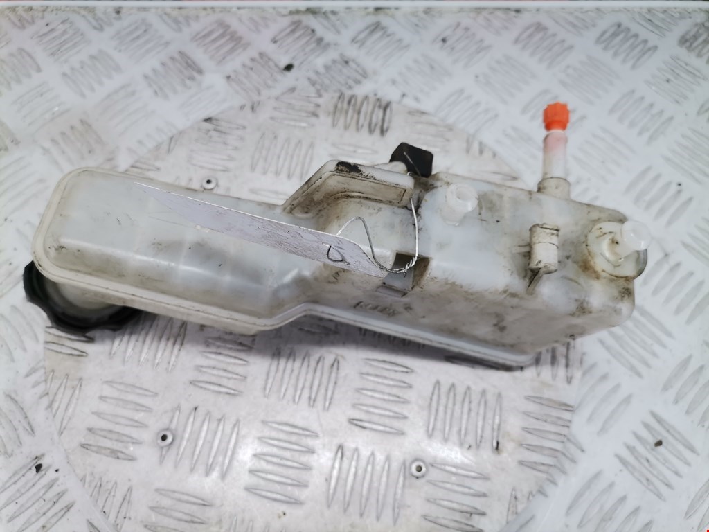 Бачок главного тормозного цилиндра HYUNDAI ix35 2010-2015