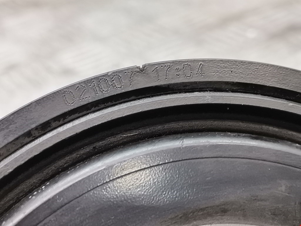 Шестерня коленвала (шкив) VOLKSWAGEN Passat B6 2005-2011