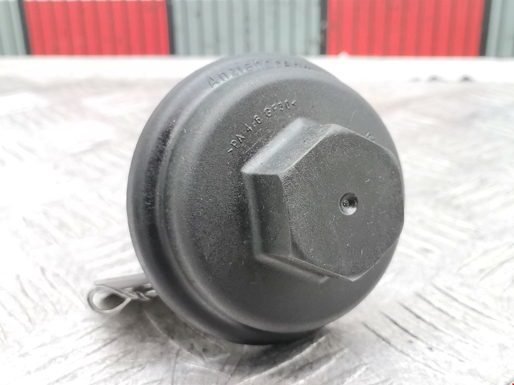 Крышка масляного фильтра VOLKSWAGEN Passat B6 2005-2011