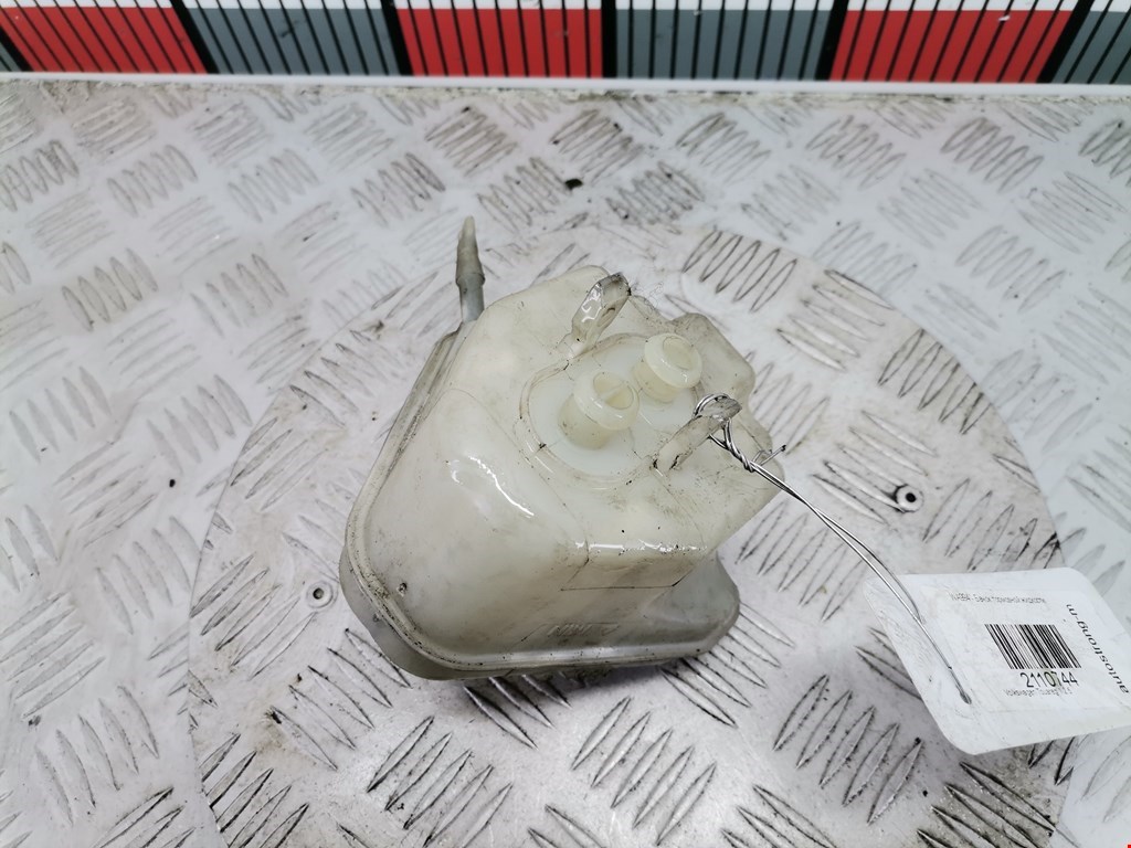 Бачок главного тормозного цилиндра VOLKSWAGEN Touareg 2002-2010