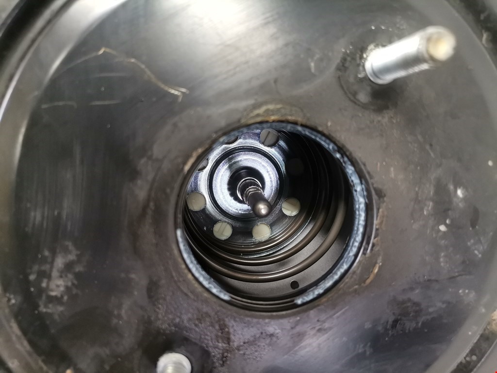 Усилитель тормозов вакуумный KIA Cee'd II 2012-2018