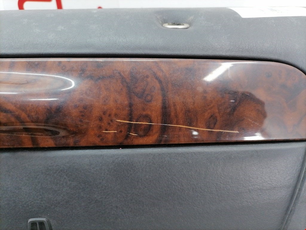 Обшивка двери передняя правая LINCOLN Town Car III 1997-2011