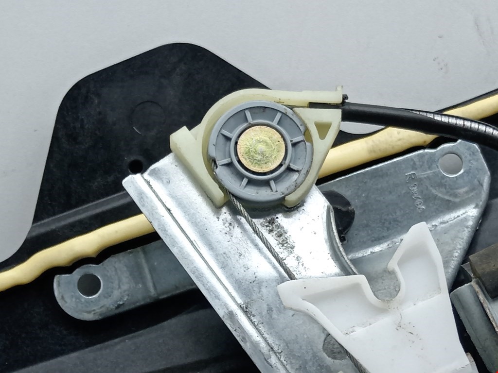 Стеклоподъемник передний правый FORD Fusion 2002-2012