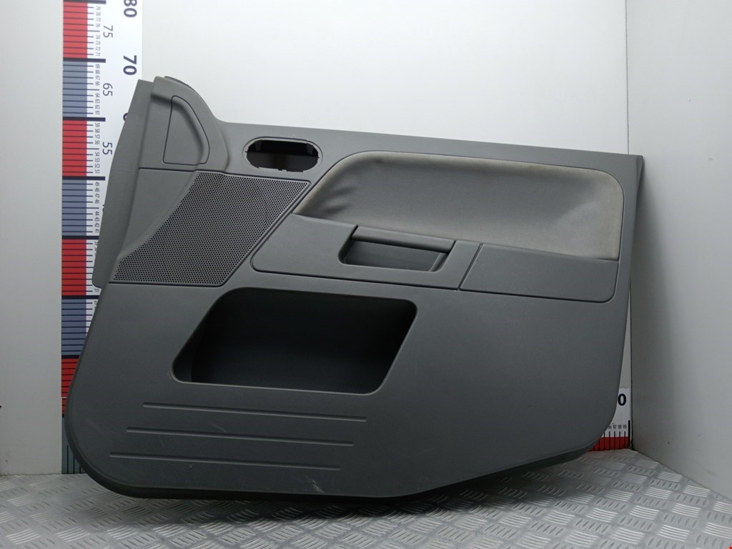 Обшивка двери передняя правая FORD Fusion 2002-2012