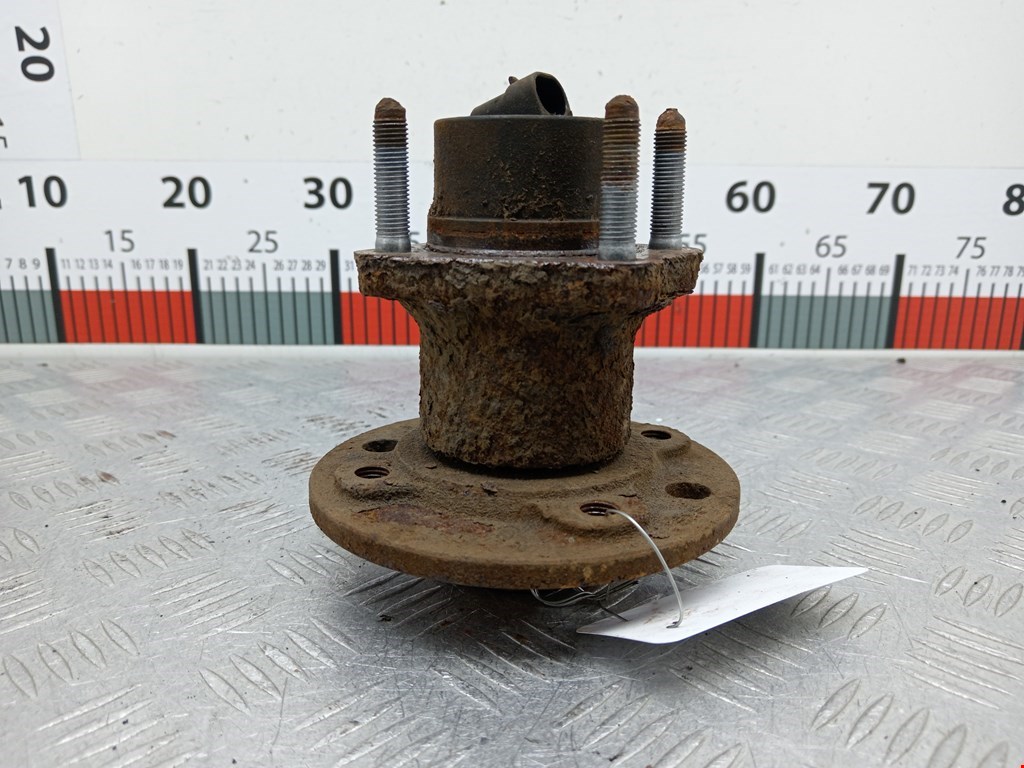 Ступица задняя Opel Astra G (1998-2004)