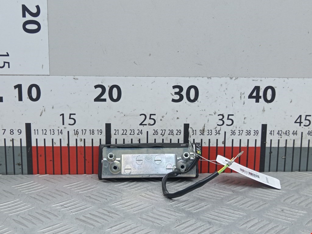 Ручка двери багажника наружная VOLKSWAGEN Golf IV 1997-2003