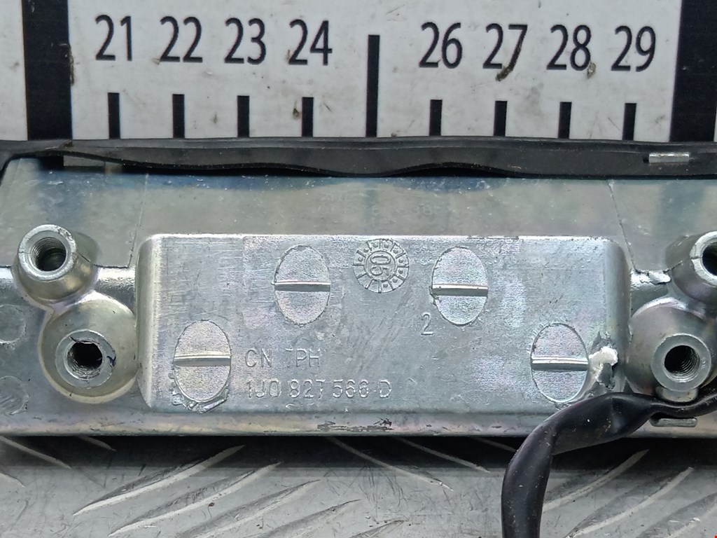 Ручка двери багажника наружная VOLKSWAGEN Golf IV 1997-2003