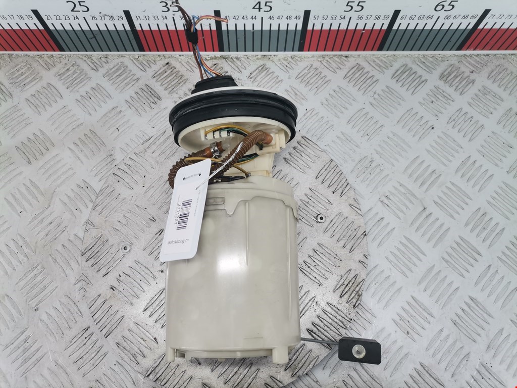 Насос топливный (электрический) VOLKSWAGEN Polo III 1994-2001