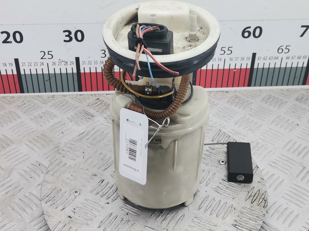 Насос топливный (электрический) VOLKSWAGEN Polo III 1994-2001