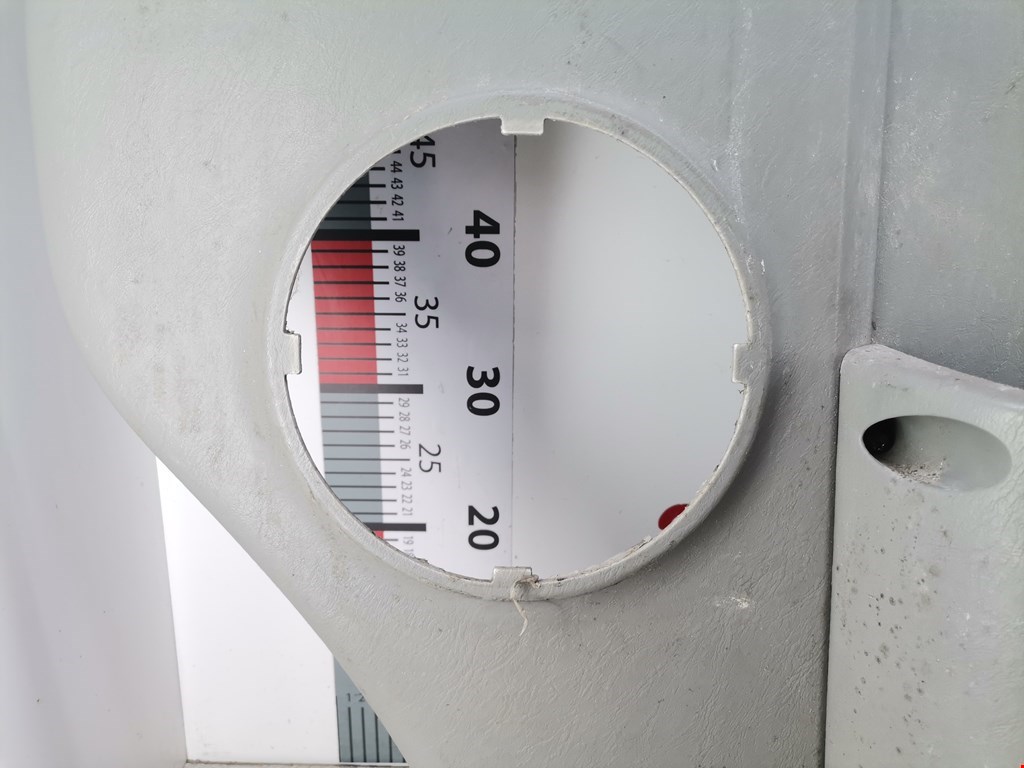 Обшивка двери передняя правая RENAULT Trafic II 2001-2014