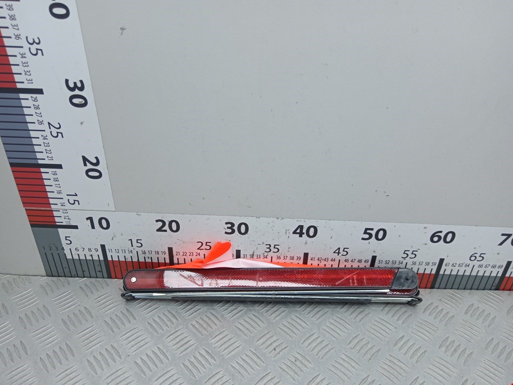 Знак аварийной остановки VOLKSWAGEN Passat B6 2005-2011