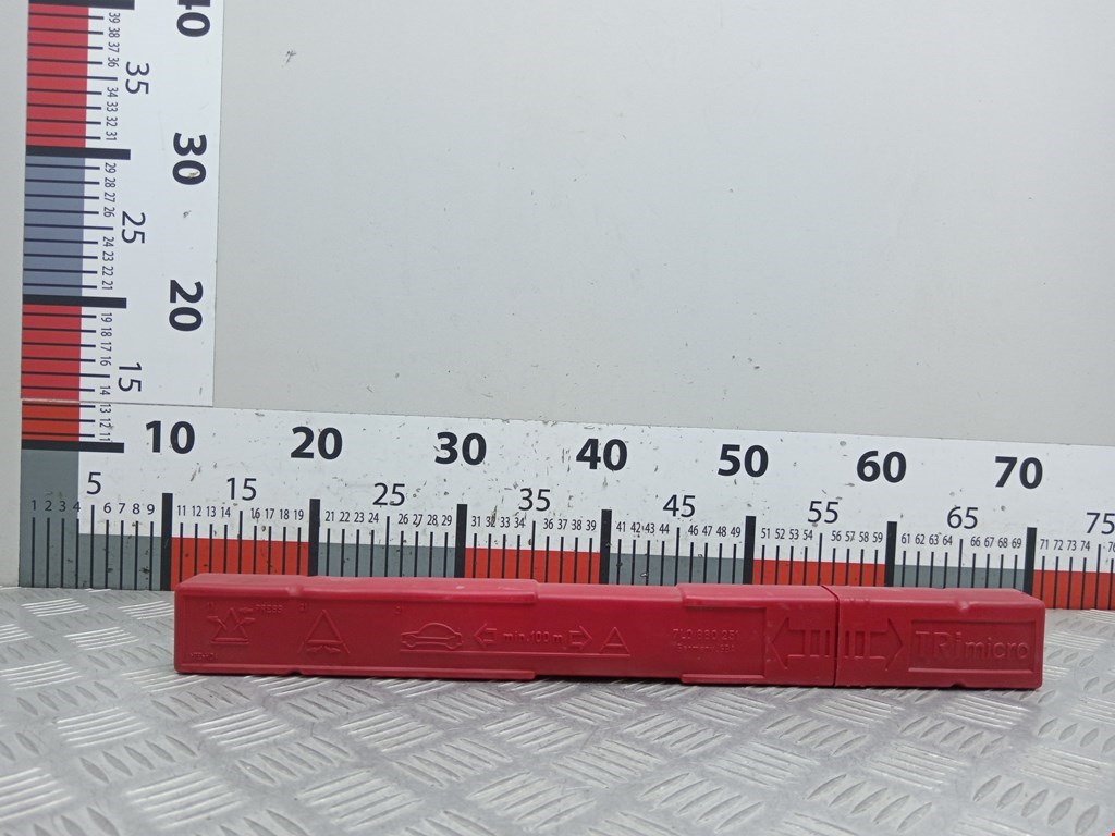 Знак аварийной остановки VOLKSWAGEN Passat B6 2005-2011