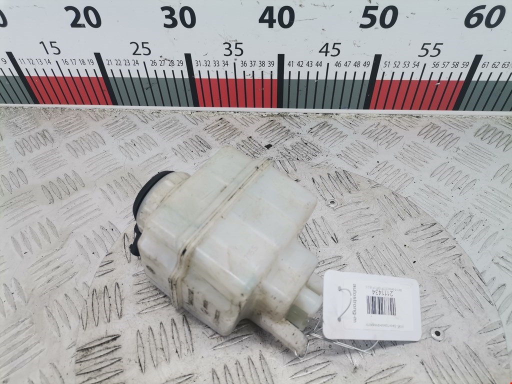 Бачок главного тормозного цилиндра BMW 5er 5 серия F10/F11/F07 2009-2017