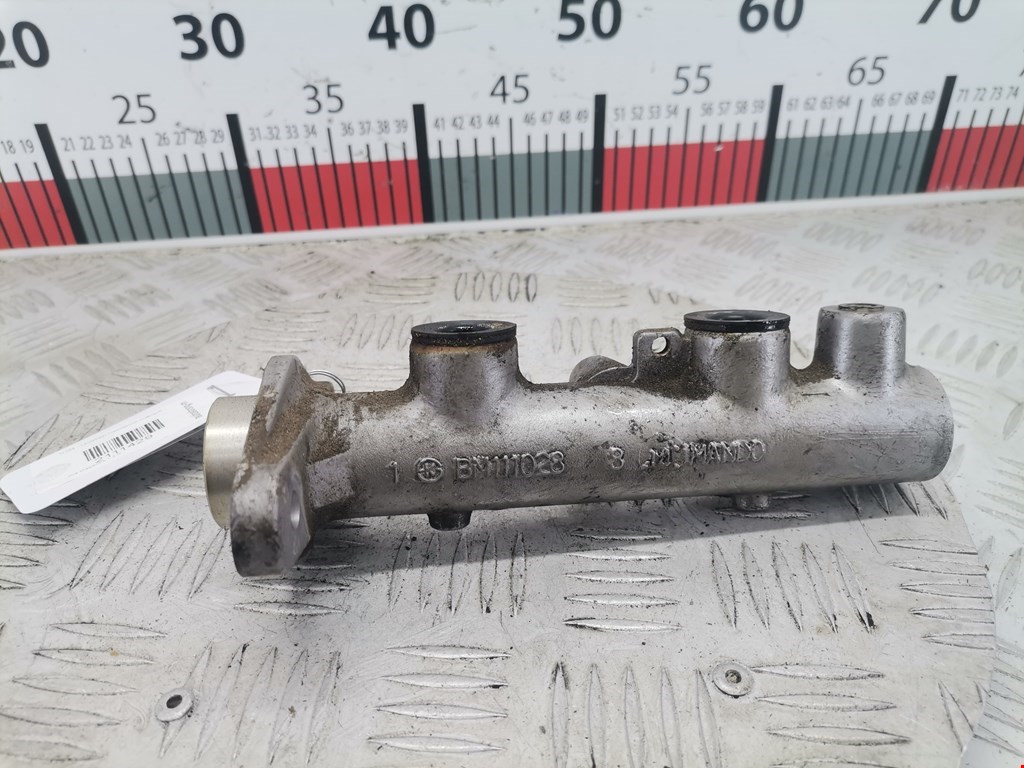 Цилиндр тормозной главный KIA Magentis 2000-2006