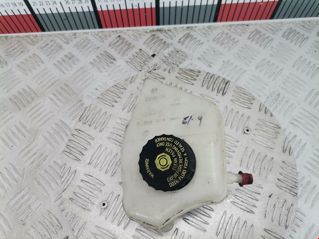 Бачок главного тормозного цилиндра OPEL Tigra B 2004-2009