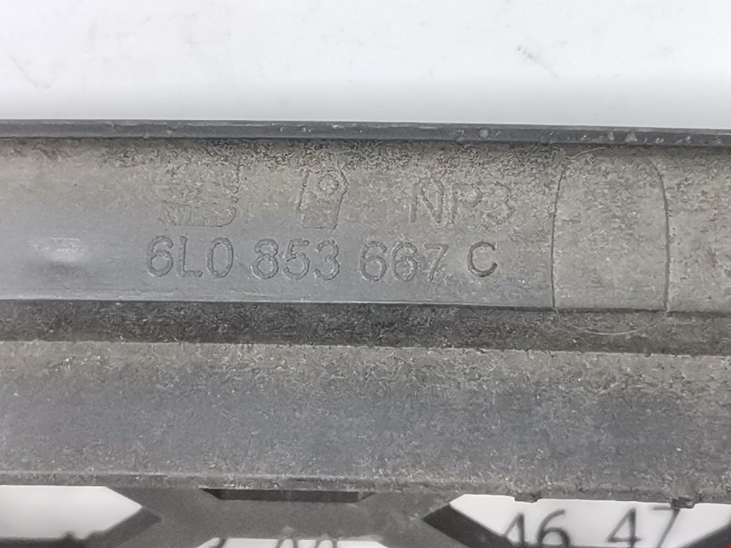 Решетка в бампер SEAT Ibiza 2002-2008