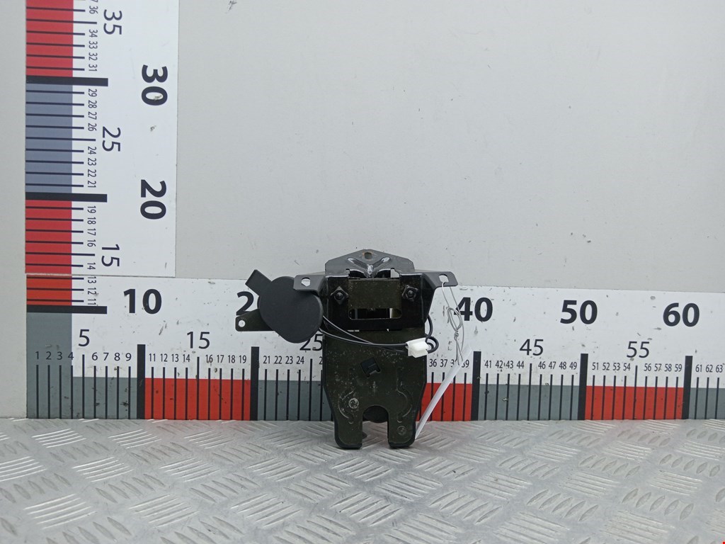 Замок багажника (крышки двери) BMW 5er 5 серия E39 1995-2004